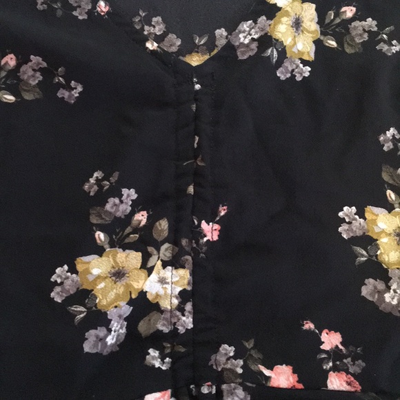 Topshop Petite Floral ruched crop blouse - Picture 8 of 8